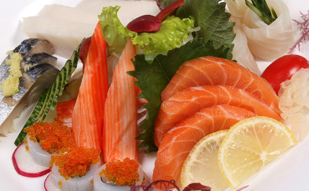 Makimono Sushi Bar & Restaurant | 1300 Harmony Rd N, Oshawa, ON L1H 7K5, Canada | Phone: (905) 579-2200