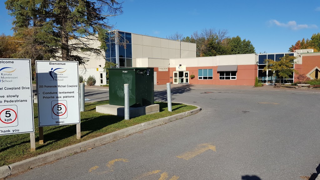 Cedar Ridge High School (7-12) | 275 Michael Cowpland Dr, Kanata, ON K2M 2G2, Canada | Phone: (613) 592-9019