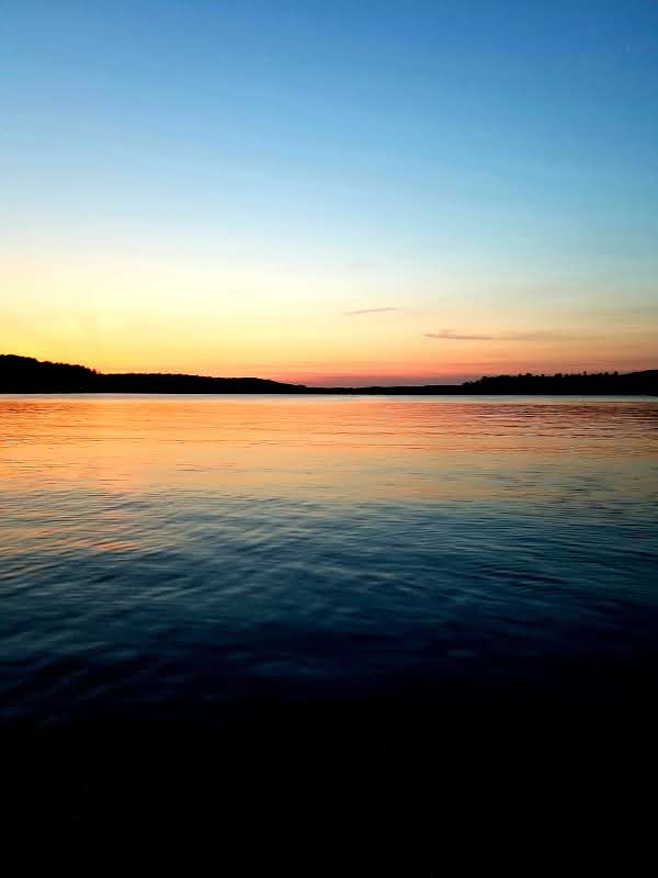 Tumblehome Lodge | 1090 Lodge Rd, Clarendon Station, ON K0H 1J0, Canada | Phone: (613) 279-2414