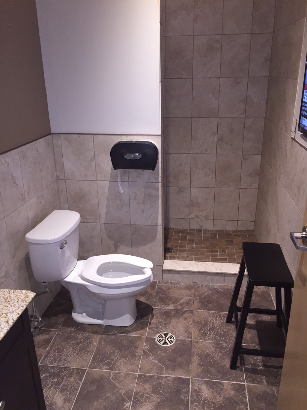 Anytime Fitness | 185 King George Rd, Brantford, ON N3R 7R9, Canada | Phone: (519) 304-8020