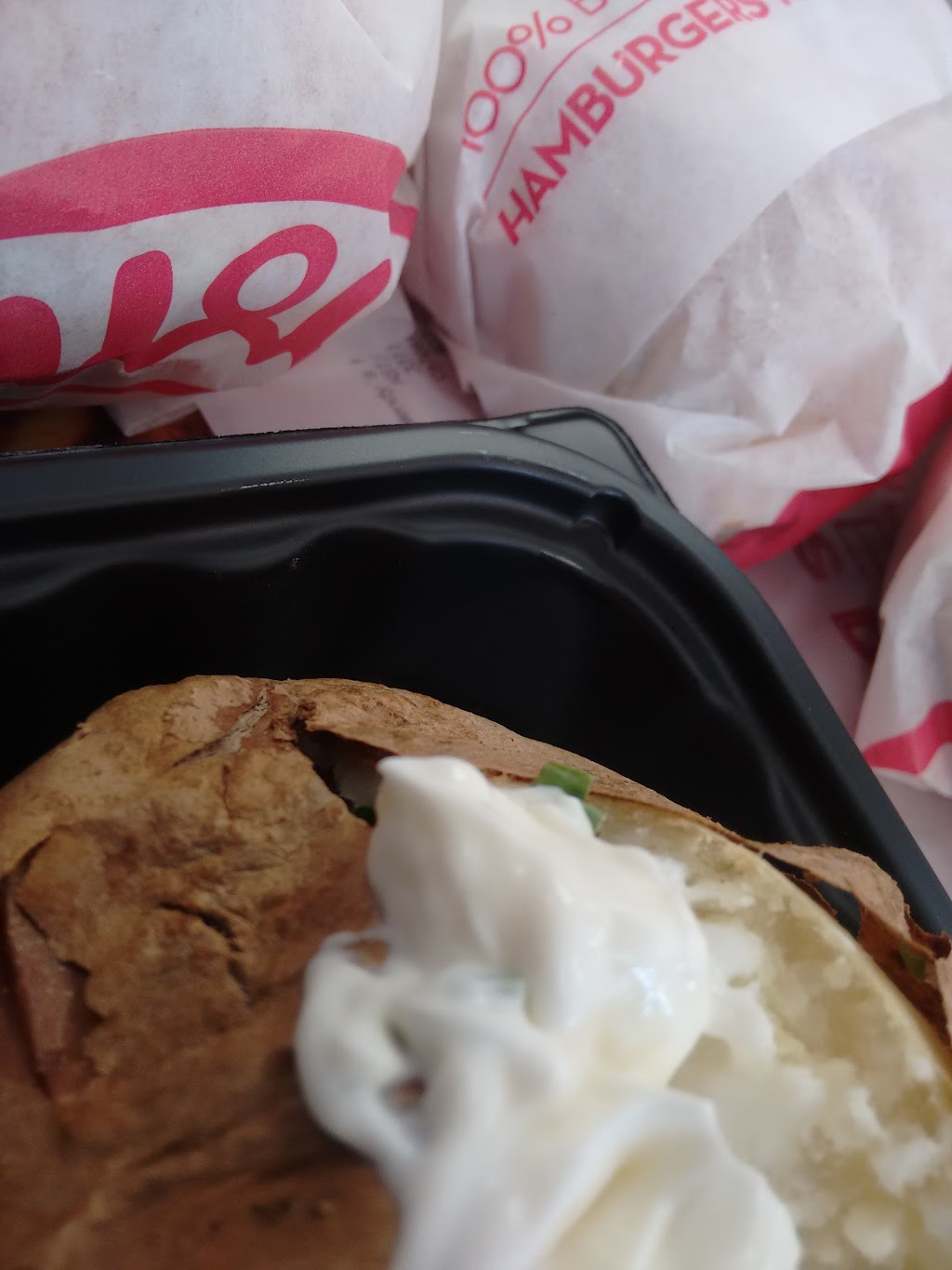Wendys | 3311 26 St NE, Calgary, AB T1Y 6K9, Canada | Phone: (403) 250-6698