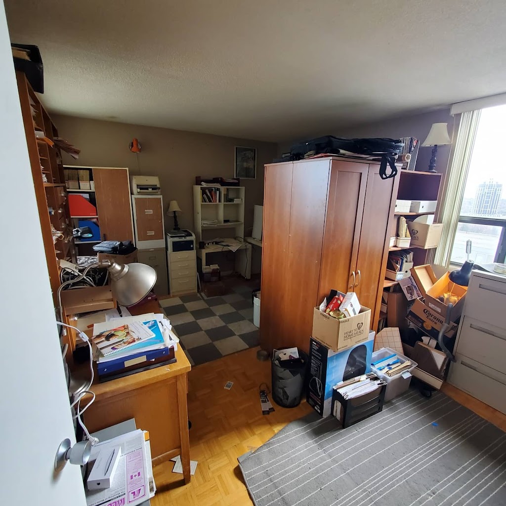 1-800 RID-OF-IT | Junk Removal Toronto | 246 Pacific Ave, Toronto, ON M6P 2P5, Canada | Phone: (416) 743-6348