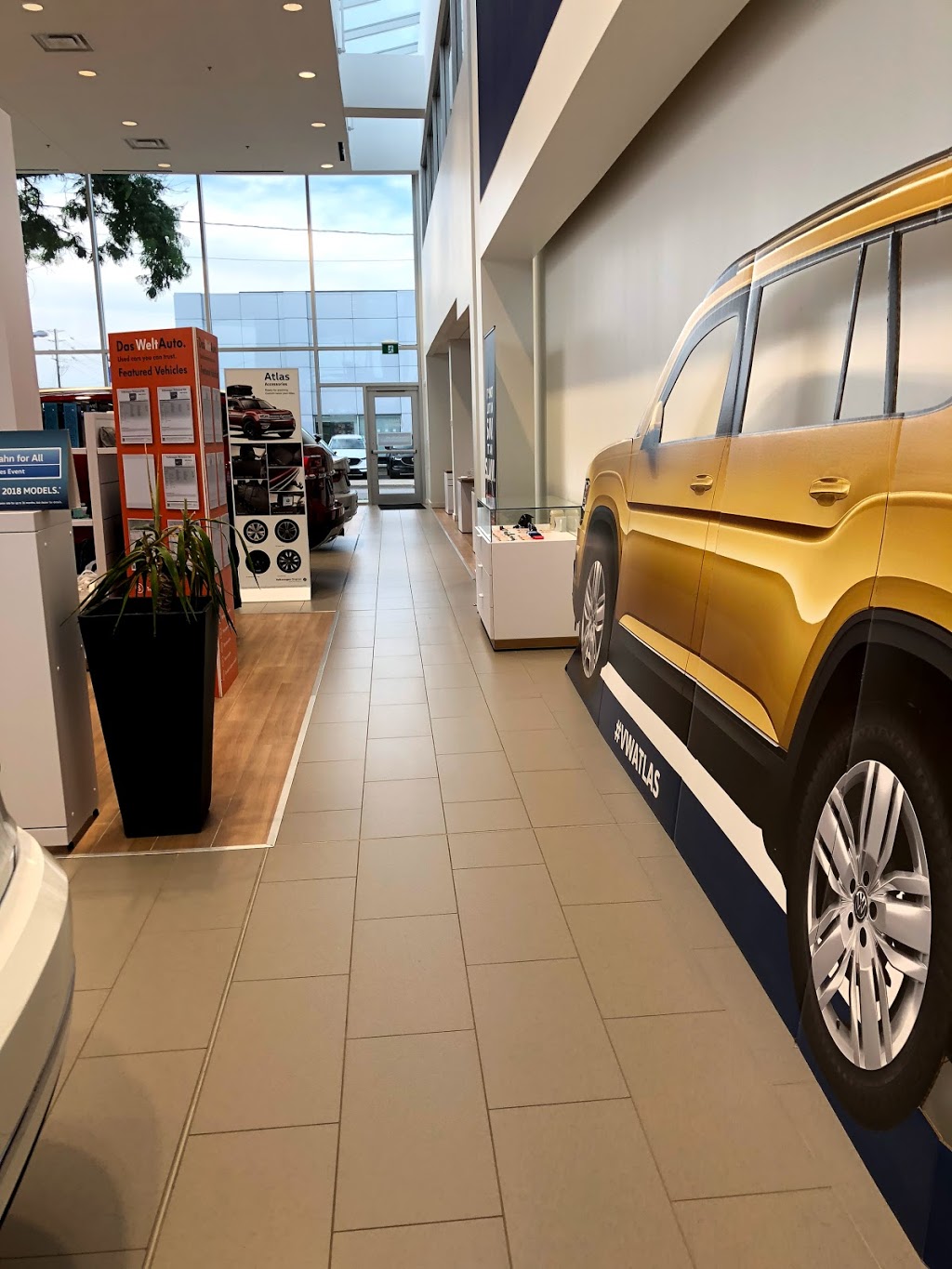 Volkswagen Richmond Hill | 10440 Yonge St, Richmond Hill, ON L4C 3C4, Canada | Phone: (905) 889-7701