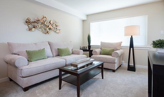The Crest Apartments | 775 Terminal Ave N, Nanaimo, BC V9S 0B4, Canada | Phone: (250) 591-4775