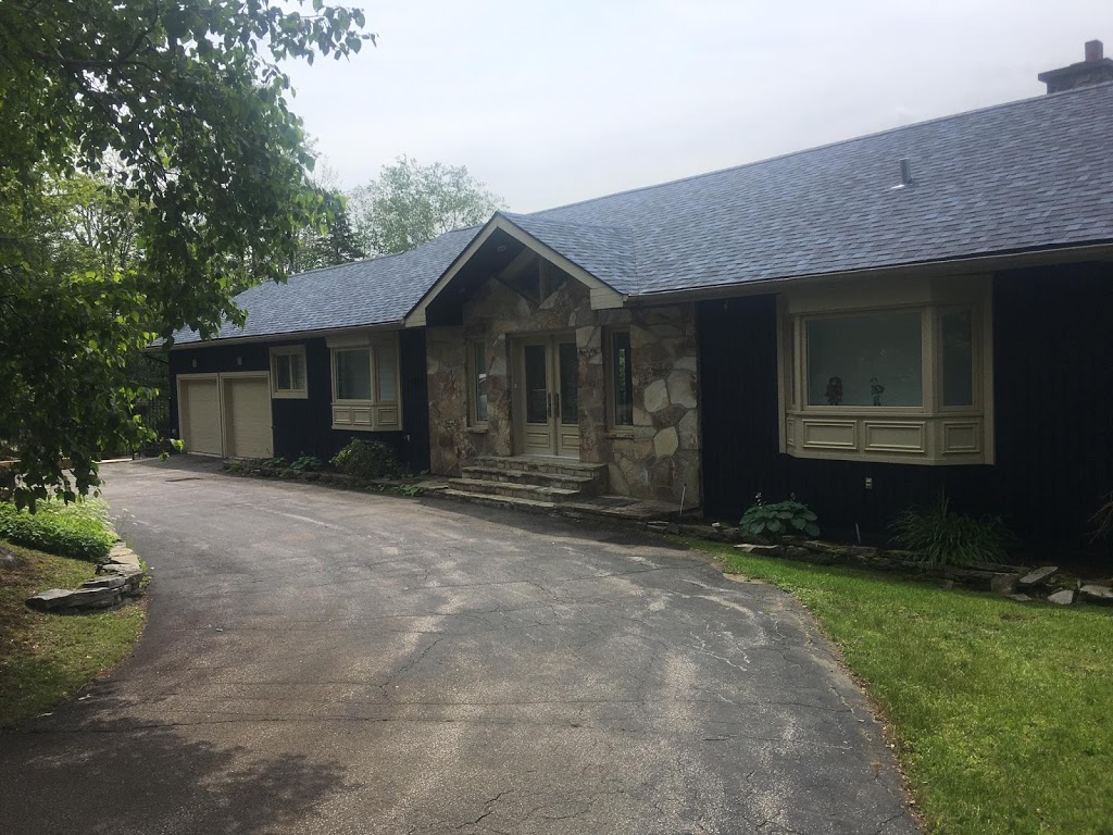 Belmon Toitures Montréal | 1092 7e Ave, Pointe-aux-Trembles, QC H1B 4J4, Canada | Phone: (438) 824-9466