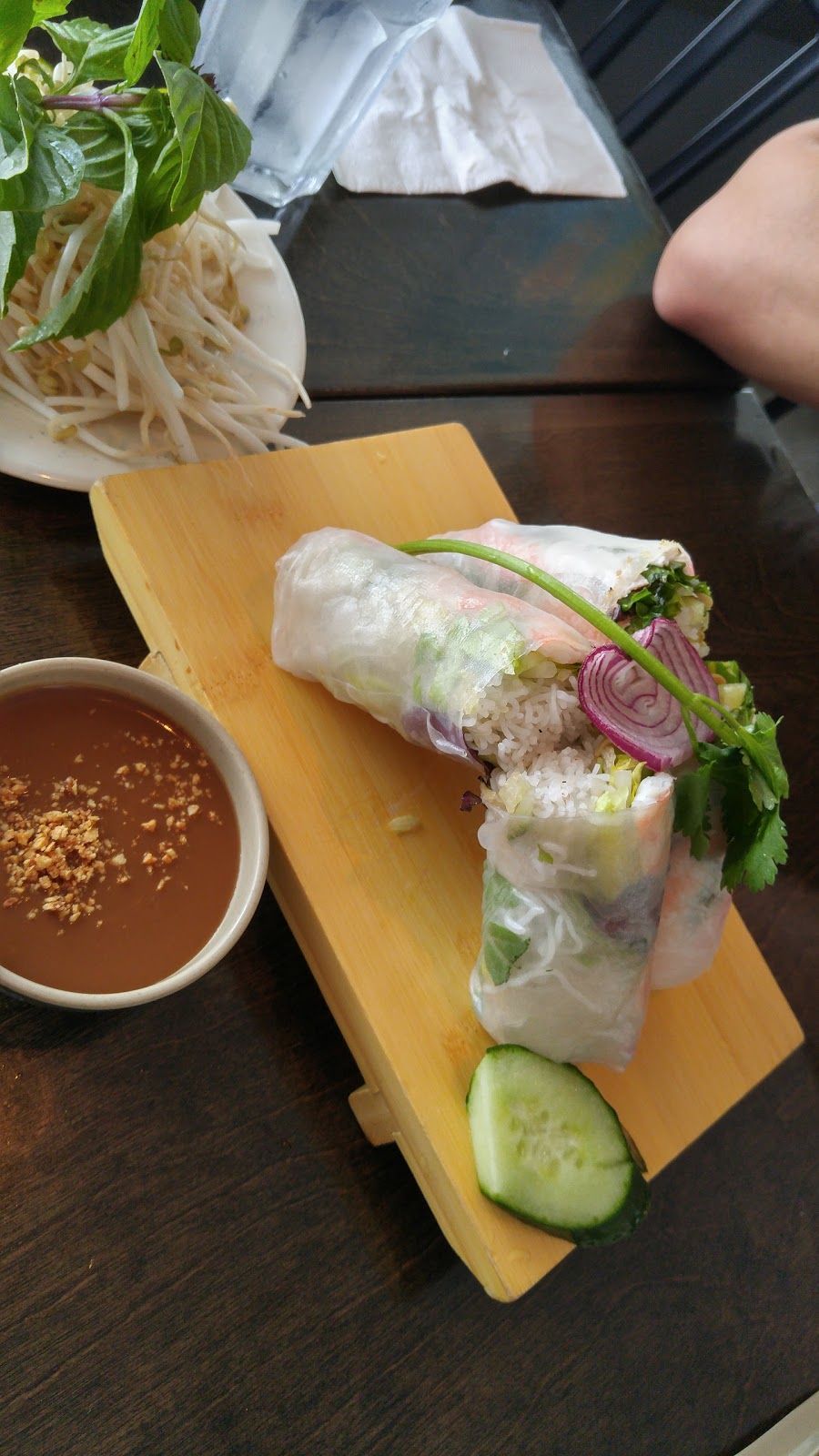 New Saigon | 31935 S Fraser Way #108, Abbotsford, BC V2T 1V5, Canada | Phone: (604) 864-0587