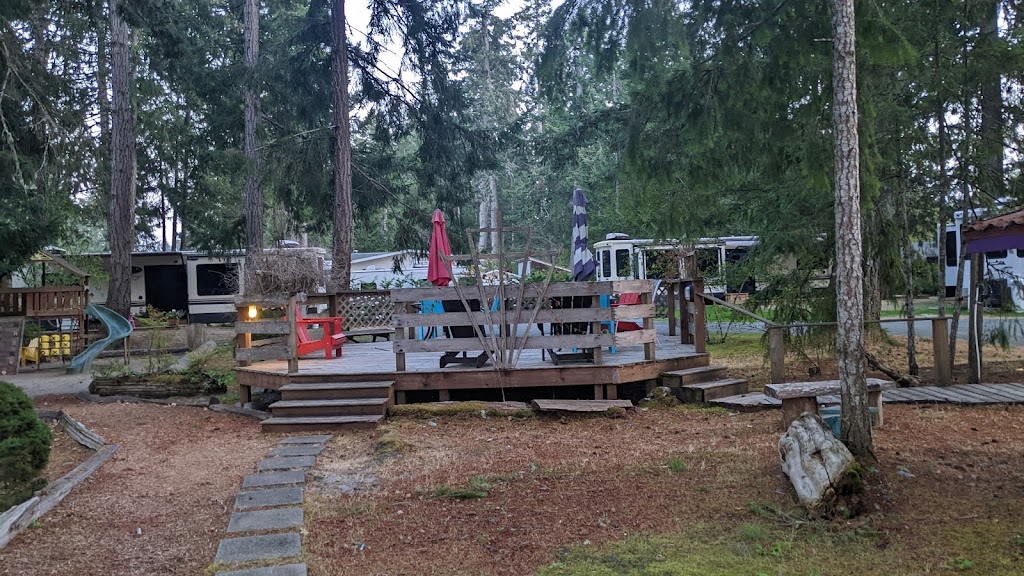 Timberlane Beach Resort | 8896 Clarkson Ave, Black Creek, BC V9J 1B1, Canada | Phone: (250) 337-8964