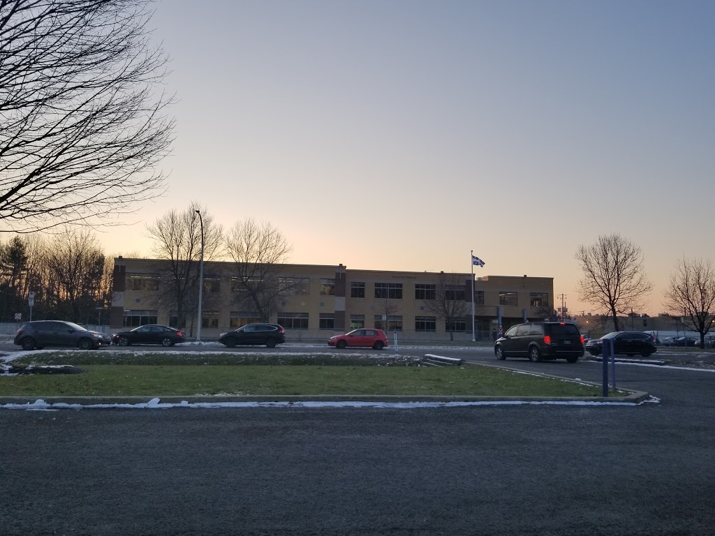 School Des Ramilles | 1030 Rue Gilles Vigneault, Blainville, QC J7C 5N4, Canada | Phone: (450) 433-5415