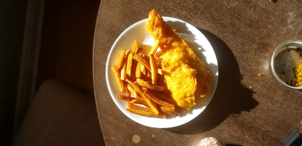 Sues Seafood | 782 Clare Ave, Welland, ON L3C 3C1, Canada | Phone: (905) 714-1117
