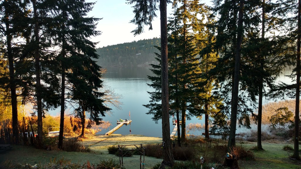 Maple Ridge Cottages | 301 Tripp Rd, Salt Spring Island, BC V8K 1K6, Canada | Phone: (250) 537-5977
