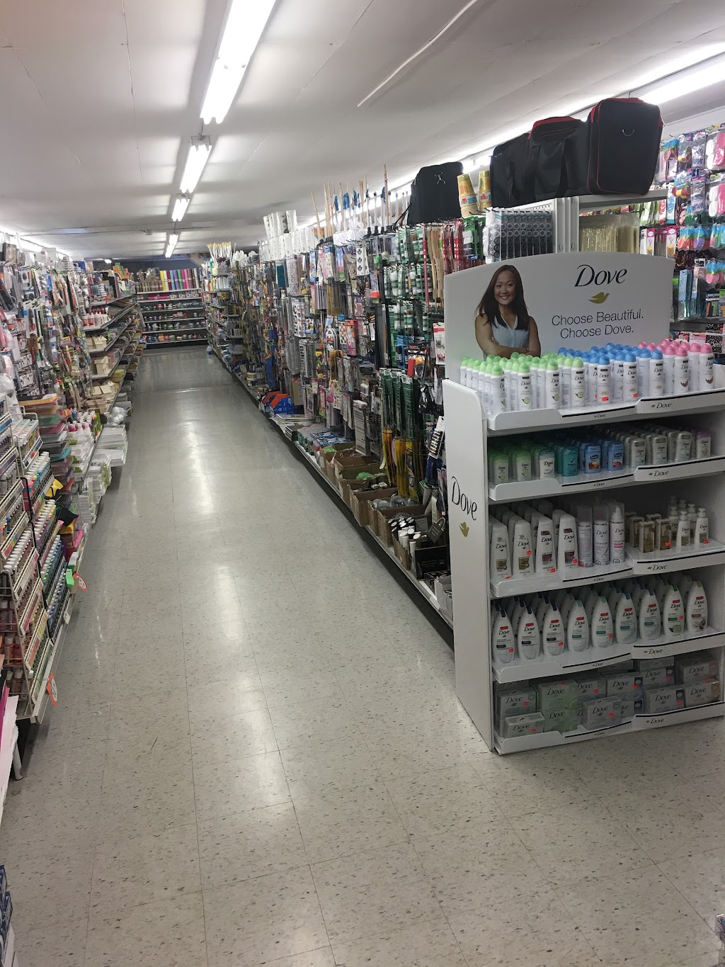 The Dollar Choice (near to) | 19 Main St, Brighton, ON K0K 1H0, Canada | Phone: (613) 475-0958
