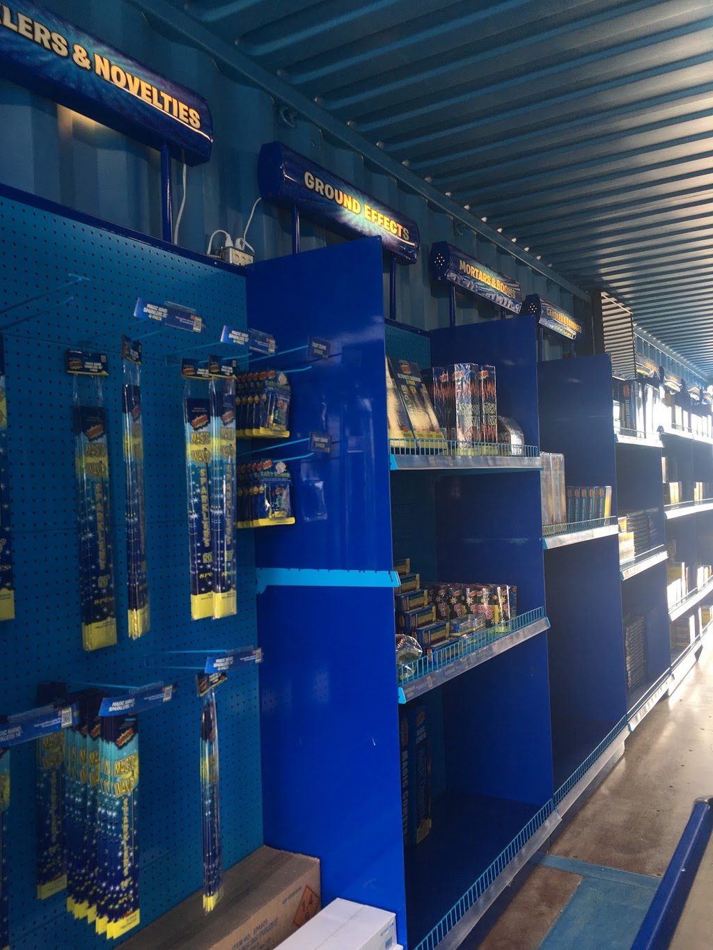 Kaboom Fireworks | 1975 Dundas St, London, ON N5V 4Y5, Canada | Phone: (226) 241-9209