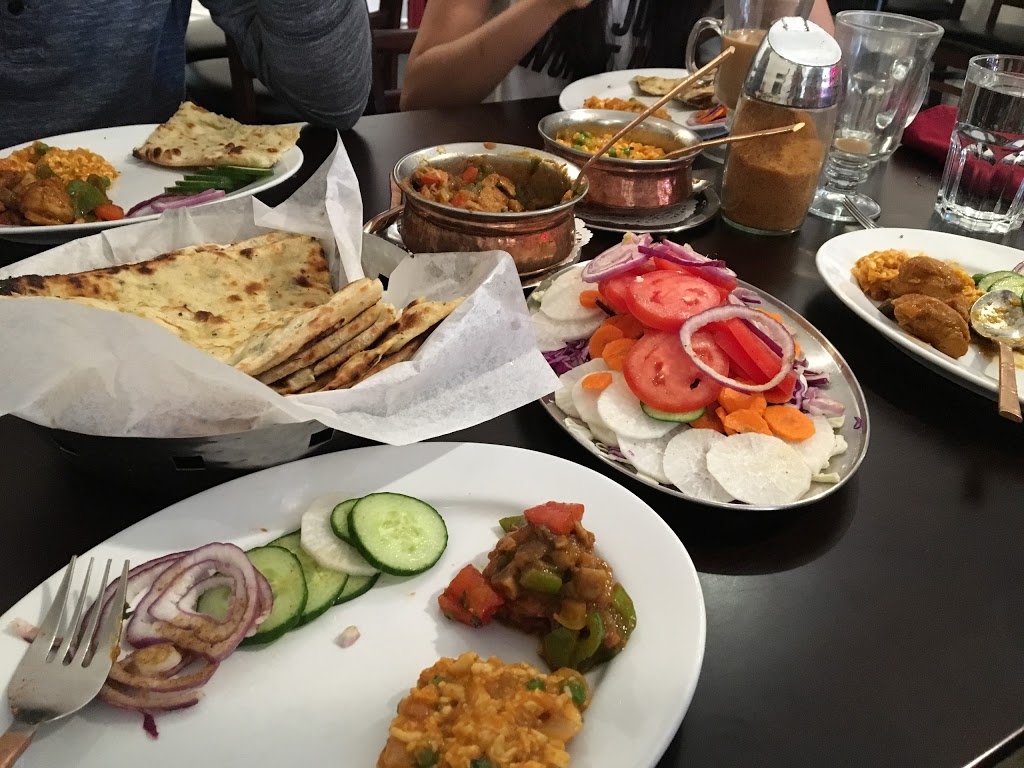 Essence Of India Restaurant | 40367 Tantalus Rd, Garibaldi Highlands, BC V0N 1T0, Canada | Phone: (604) 898-1000