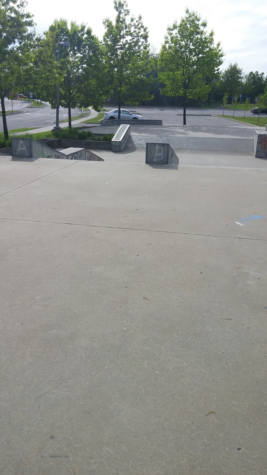 Skatepark Blainville | 1278 Bd Céloron, Blainville, QC J7C 5A8, Canada | Phone: (450) 434-5390