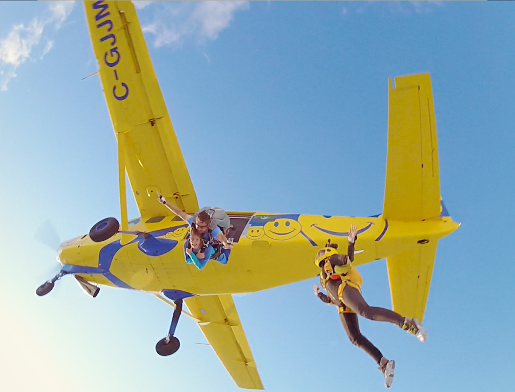 Parachutisme Atmosphair | 438 Chemin Ville-Marie, Pintendre, QC G6C 1B5, Canada | Phone: (418) 834-7272