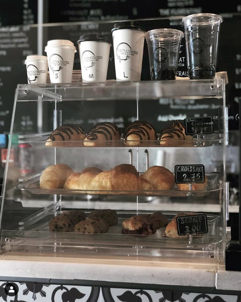 DeCourses Café | 3232 Lake Shore Blvd W, Etobicoke, ON M8V 1M1, Canada | Phone: (416) 855-1362