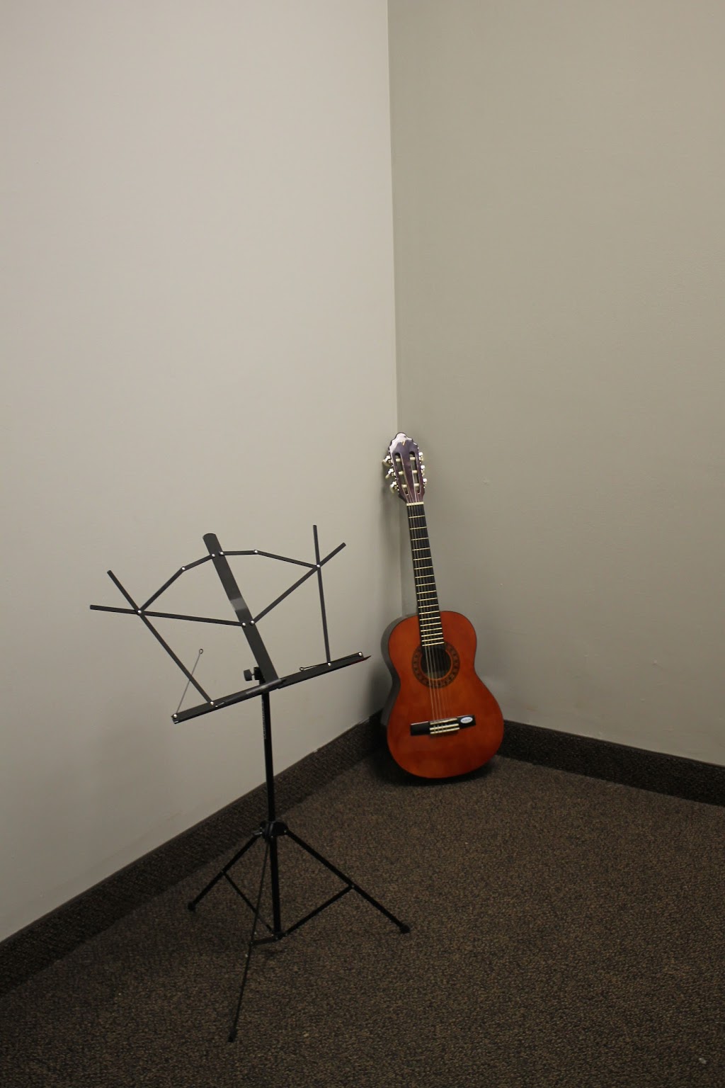 Muzart Music and Art School | 225 The East Mall, Etobicoke, ON M9B 6J1, Canada | Phone: (416) 236-2221