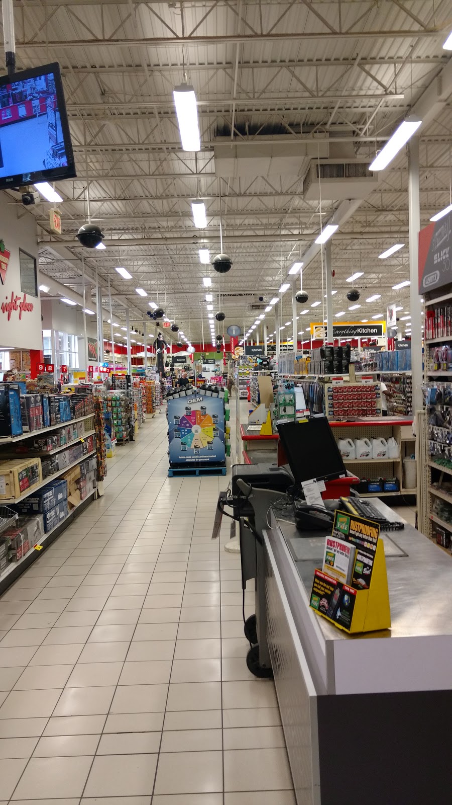 Canadian Tire | 441 Gibb St, Oshawa, ON L1J 1Z4, Canada | Phone: (905) 728-6272