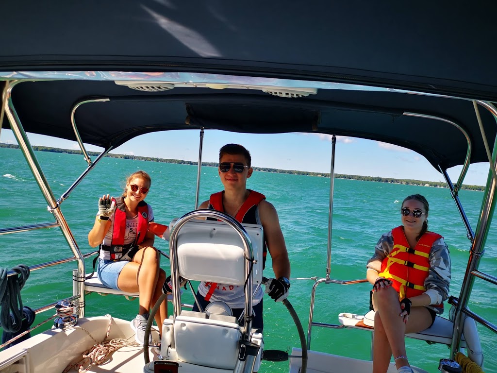 Sail La Vie Sailing School | 3800 Sunreef Ave, Innisfil, ON L9S 2L3, Canada | Phone: (289) 684-2548