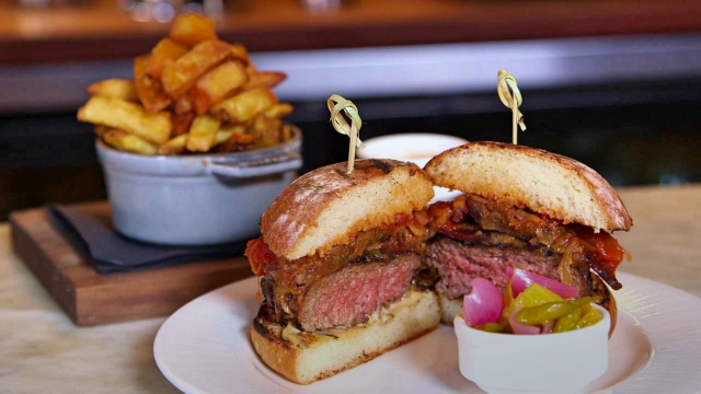 Peter Pan Bistro | 373 Queen St W, Toronto, ON M5V 2A4, Canada | Phone: (416) 792-3838