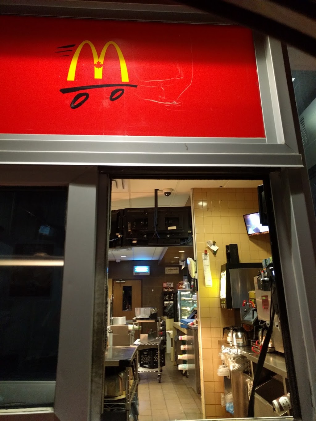 McDonalds | 475 Centre St N, Napanee, ON K7R 3S4, Canada | Phone: (613) 354-9707