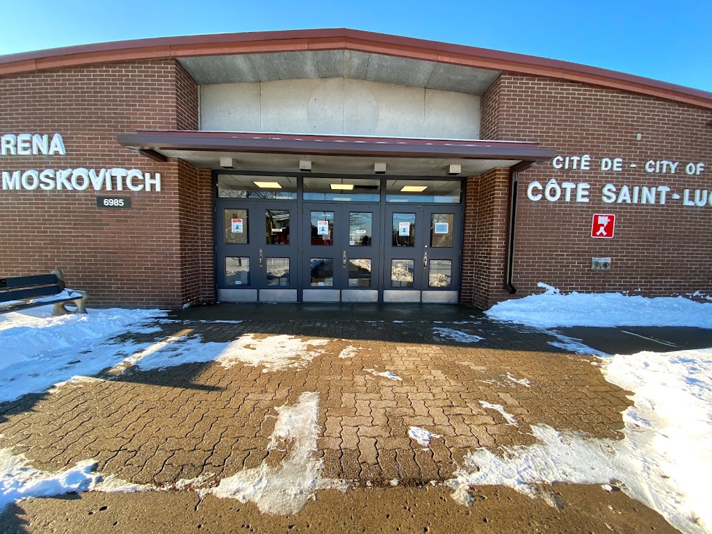Aréna Samuel Moskovitch Arena | 6985 Chem. Mackle, Côte Saint-Luc, QC H4W 1A5, Canada | Phone: (514) 485-6806