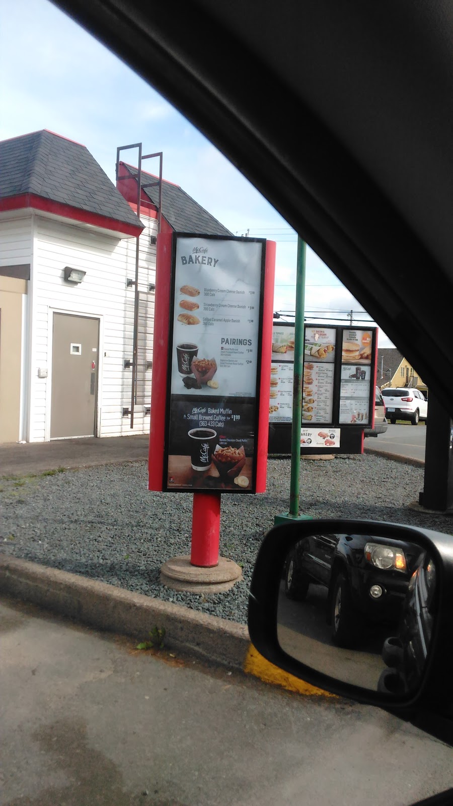 McDonalds | 9197 Commercial St, New Minas, NS B4N 3E6, Canada | Phone: (902) 681-2440
