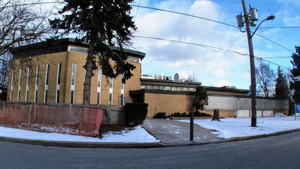 Clanton Park Synagogue | 11 Lowesmoor Ave, North York, ON M3H 3H6, Canada | Phone: (416) 633-4193