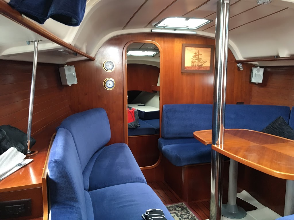 Blackfish Sailing Adventures | 1327 Beach Dr, Victoria, BC V8S 2N6, Canada | Phone: (250) 744-0409