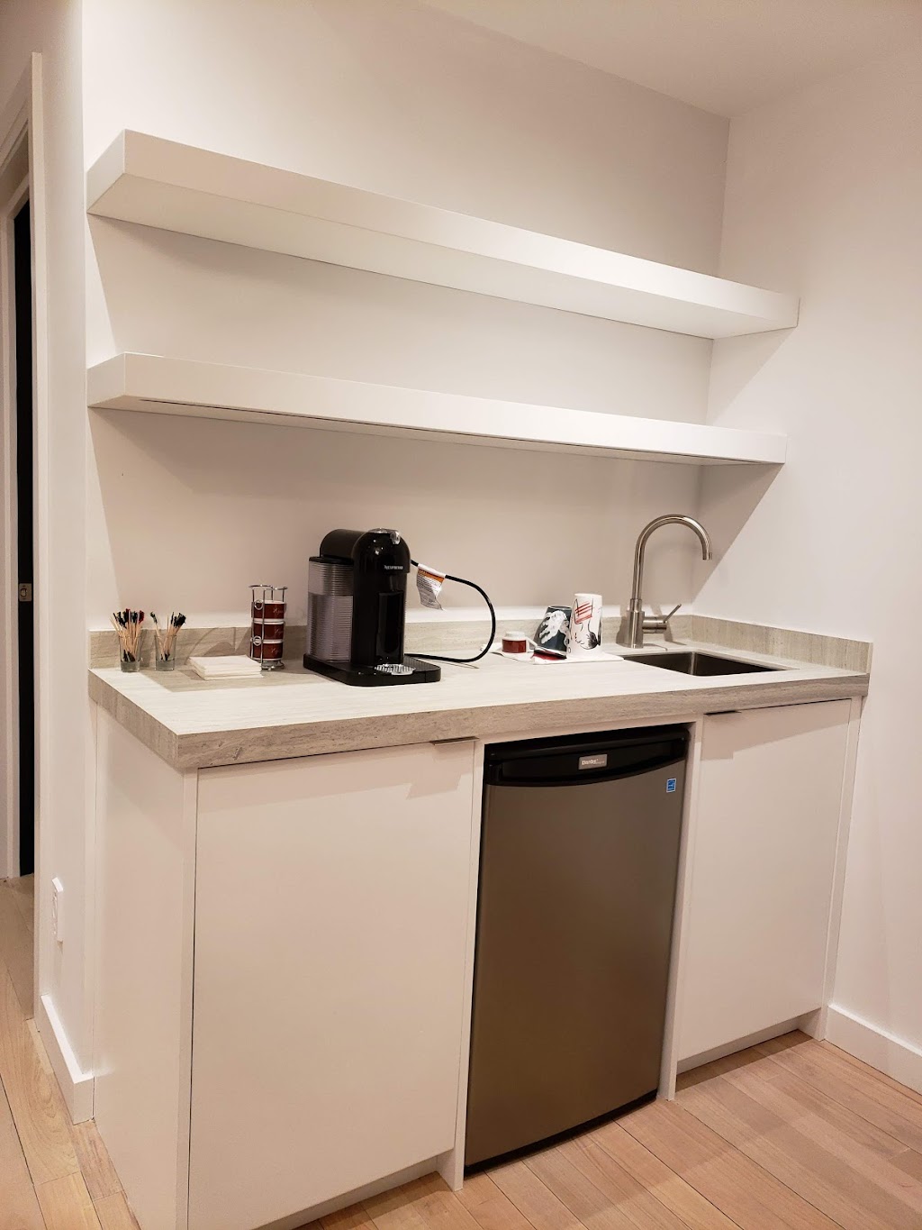 Oakville Cabinetry | 473 Maple Ave, Oakville, ON L6J 2J2, Canada | Phone: (416) 723-2741