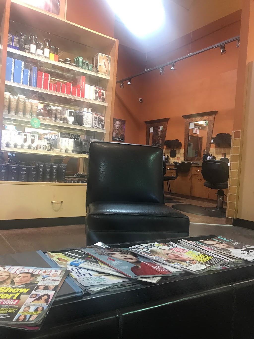 Chatters Hair Salon | 3011 Clarence Ave S #100, Saskatoon, SK S7T 0B4, Canada | Phone: (306) 664-3399