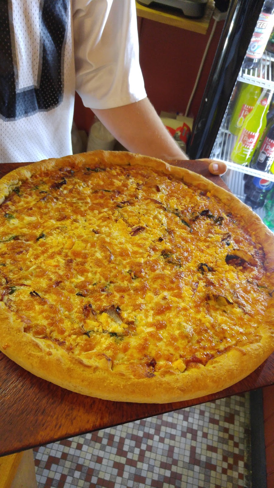 GPs Donair and Pizza | 3009 Gosworth Rd, Victoria, BC V8T 3C8, Canada | Phone: (778) 432-0606