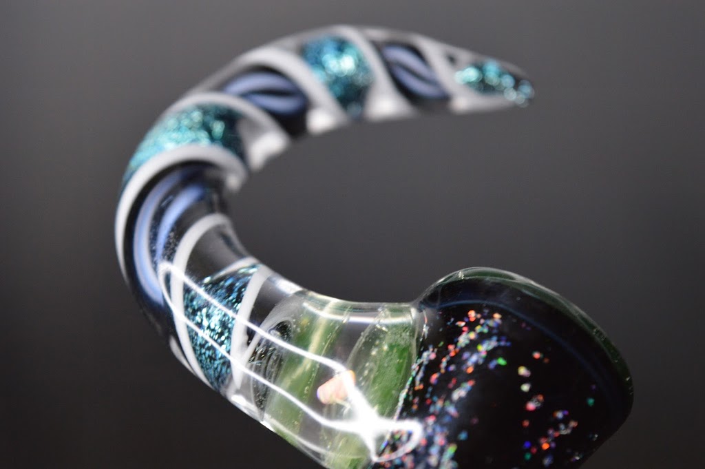 Pangea Glass Store | 602 E Main St, Welland, ON L3B 3Y2, Canada | Phone: (905) 734-2655