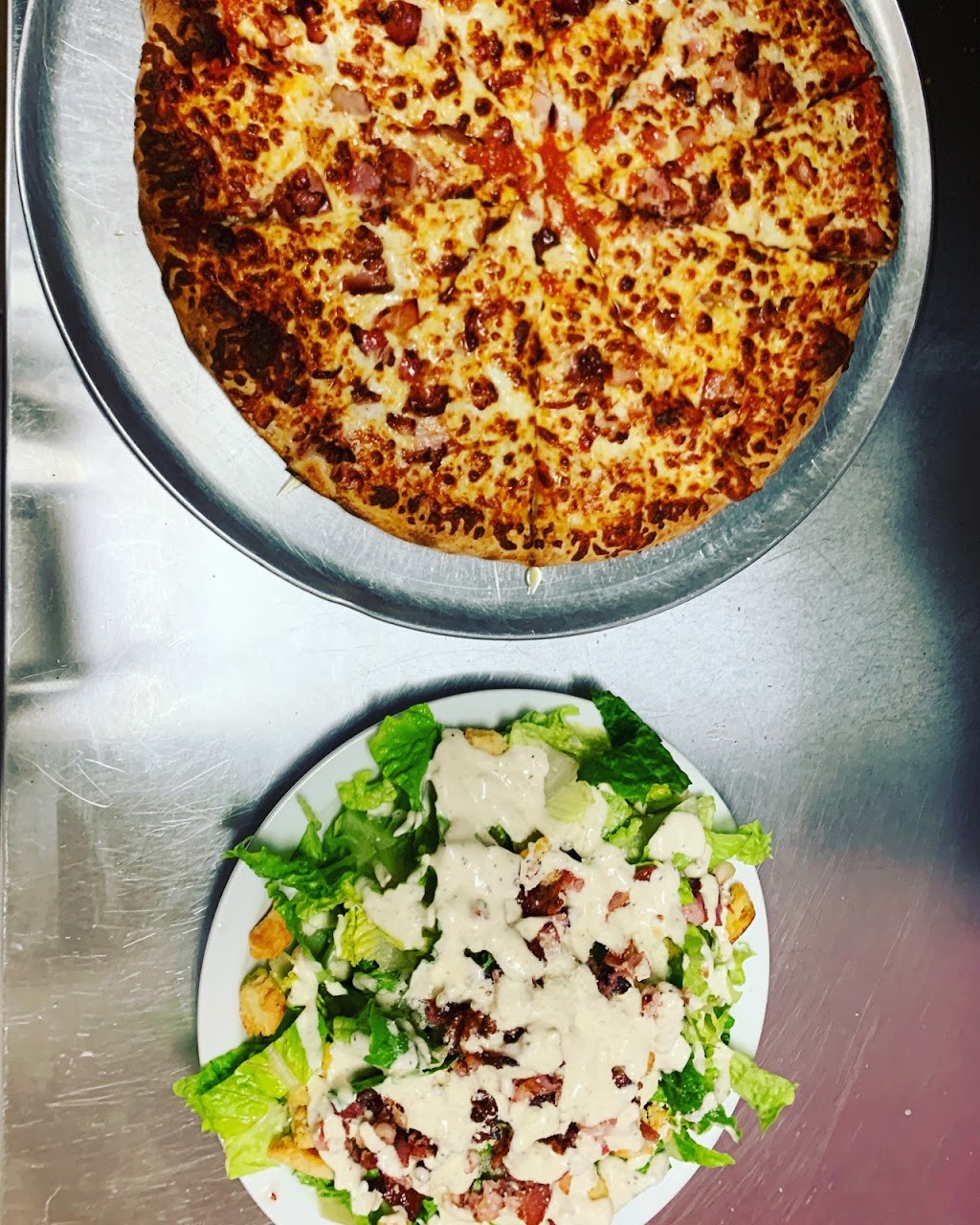 Cocelli pizza | 18279 Yonge St #3, East Gwillimbury, ON L9M 0A2, Canada | Phone: (905) 898-0888