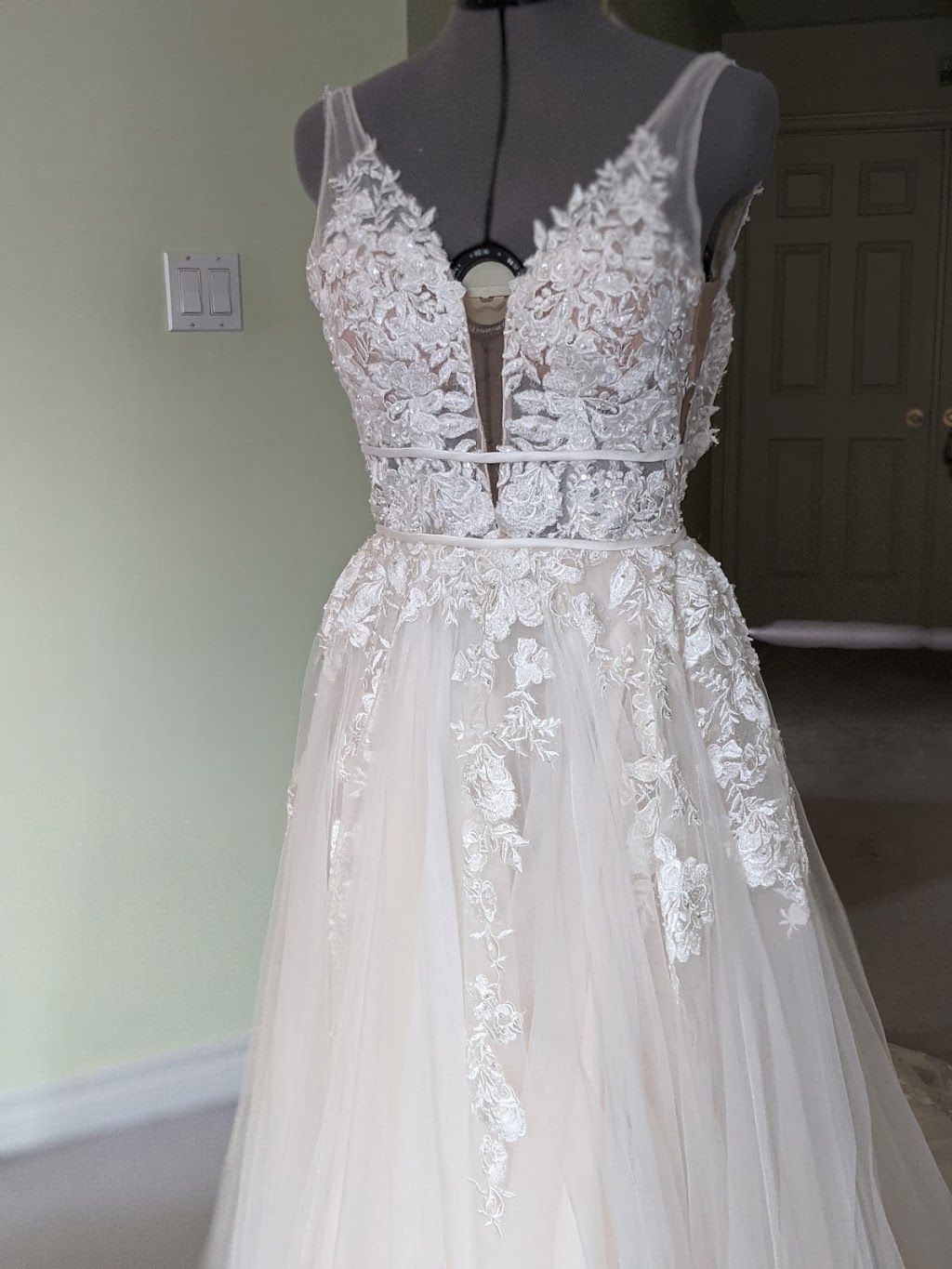 Victorias Bridal | Trail Ridge Ln, Markham, ON L6C 2C1, Canada | Phone: (647) 891-1131