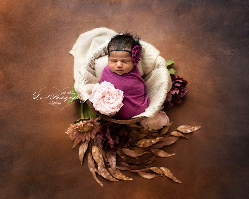 Li-el Photography | 35 Reunion Grove NW, Airdrie, AB T4B 0Y9, Canada | Phone: (780) 236-6018