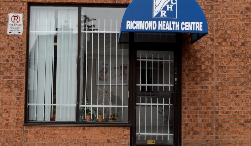 Richmond Dental Clinic | 9206 Yonge St, Richmond Hill, ON L4C 7A2, Canada | Phone: (905) 731-6222