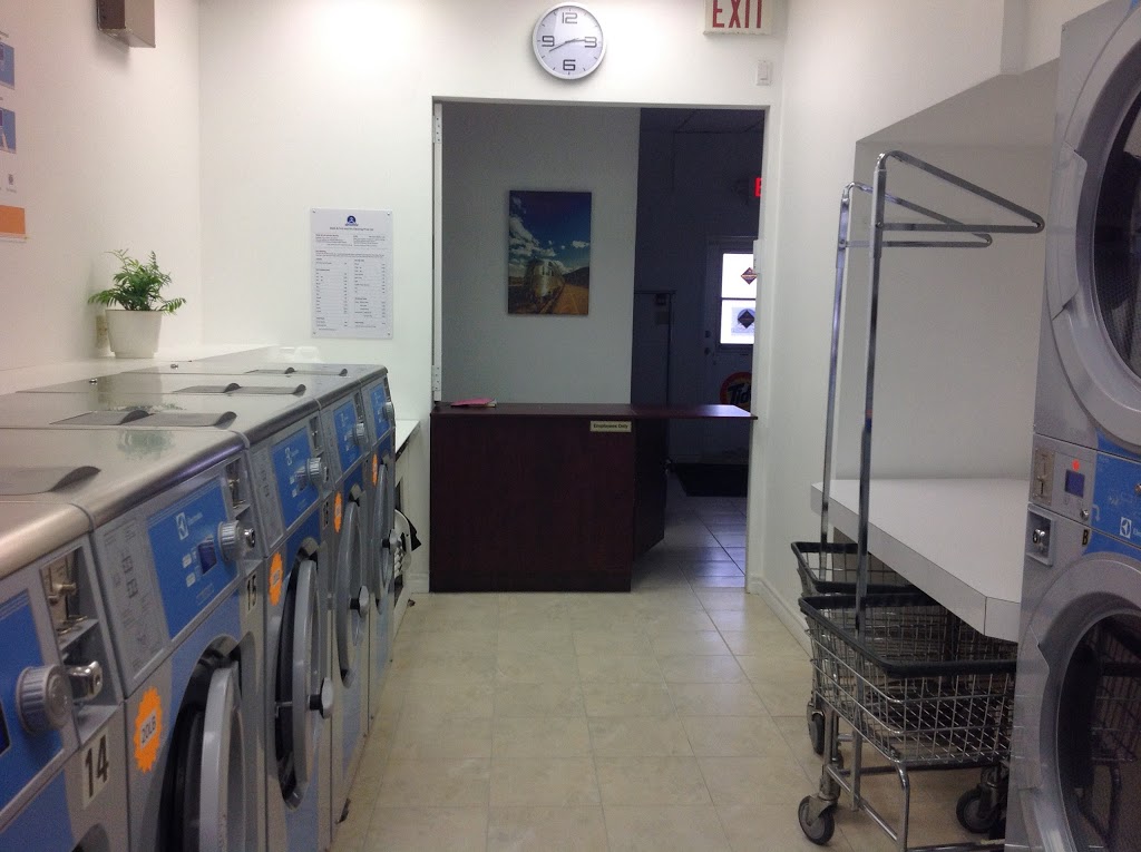 2194 Laundry | 2194 Dundas St W, Toronto, ON M6R 1X3, Canada | Phone: (416) 895-1502