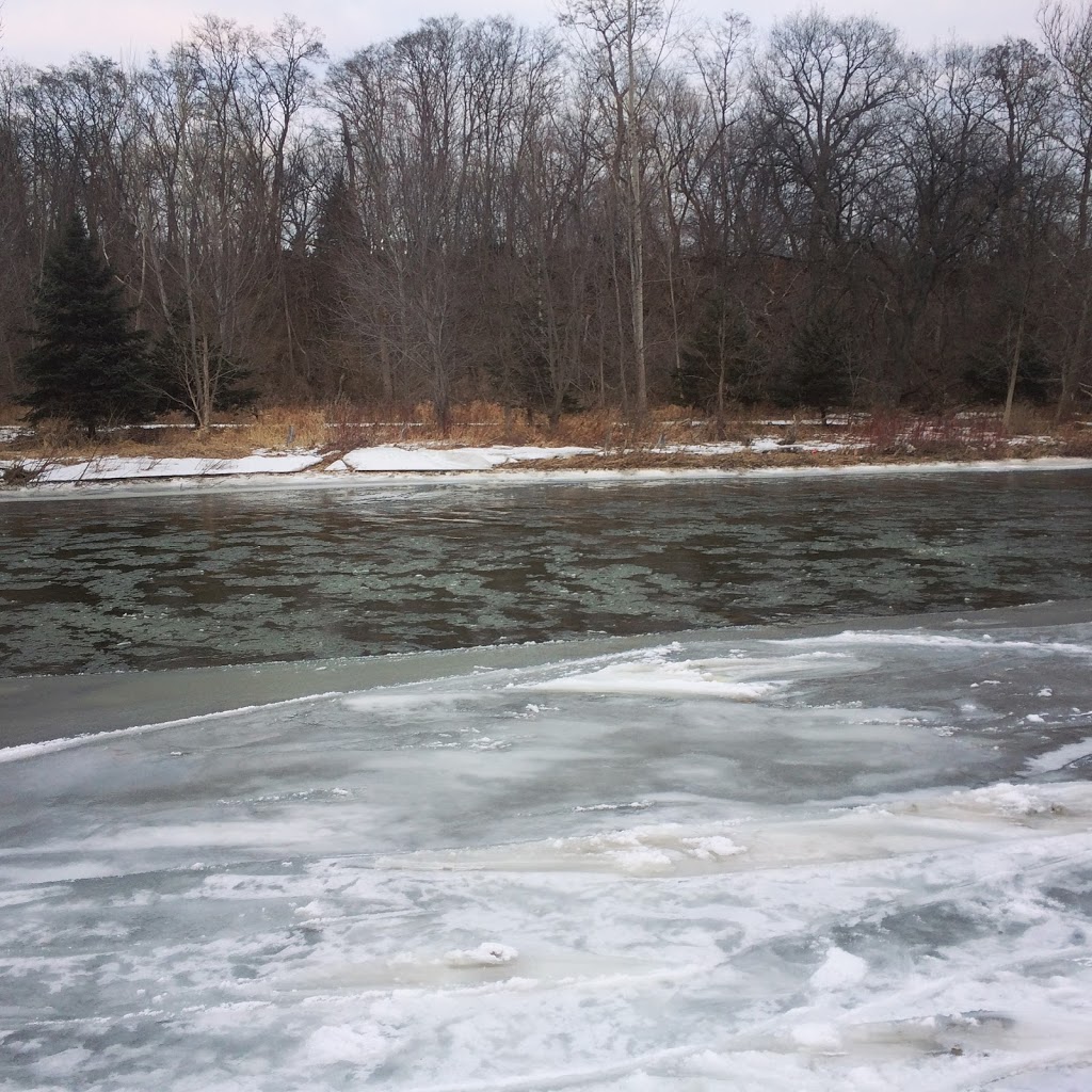 Streetsville Dam | 24 Reid Drive #1, Mississauga, ON L5M 2A6, Canada