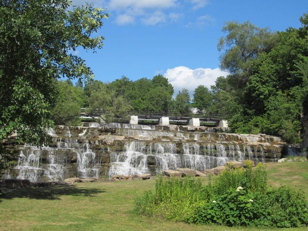 Millfall Condominiums | 1 Rosamond St E, Almonte, ON K0A 1A0, Canada | Phone: (613) 256-4278