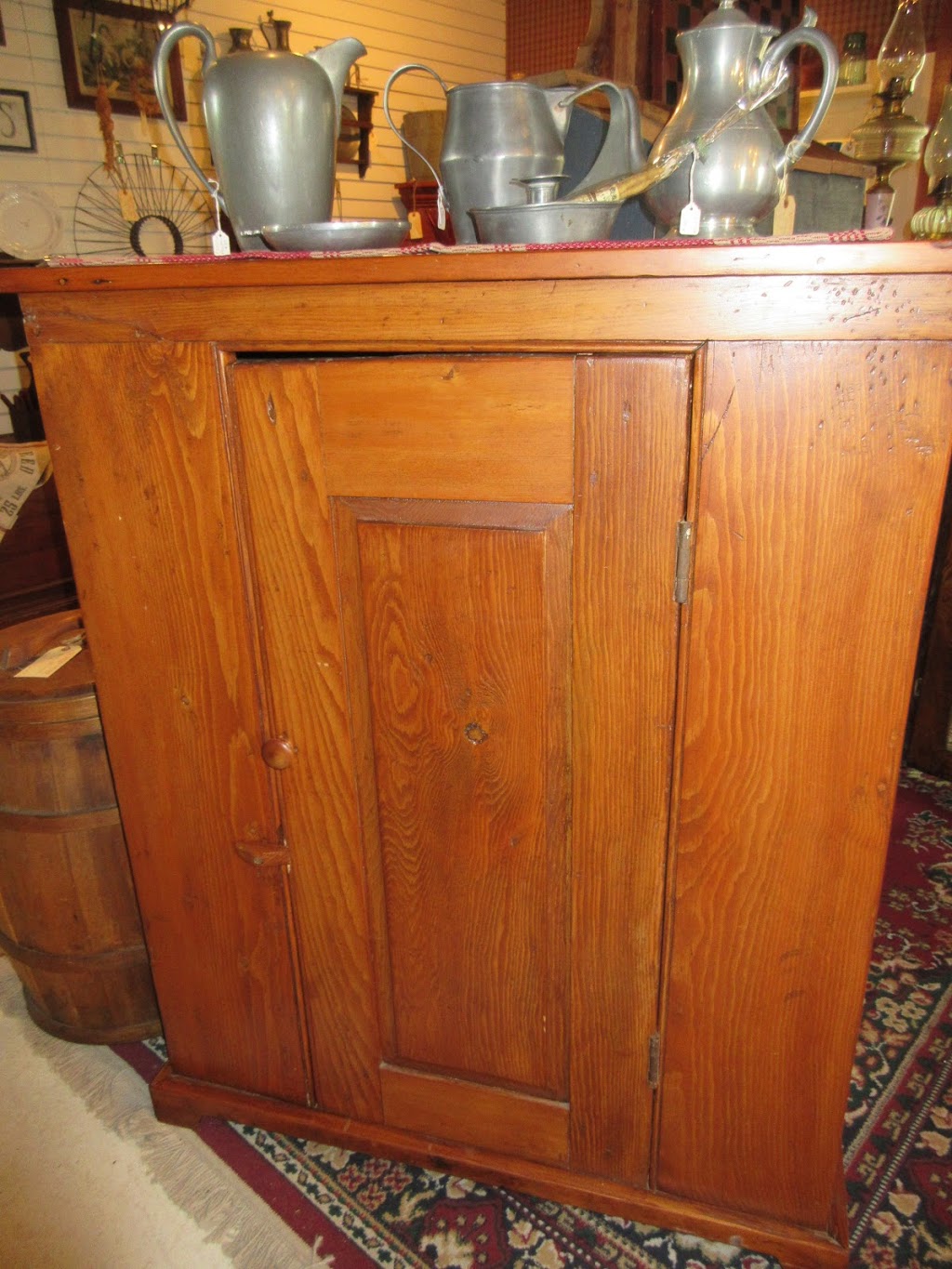 Gull Cottage Antiques, LLC | 2096 Lakeshore Rd, Applegate, MI 48401, USA | Phone: (810) 622-9883
