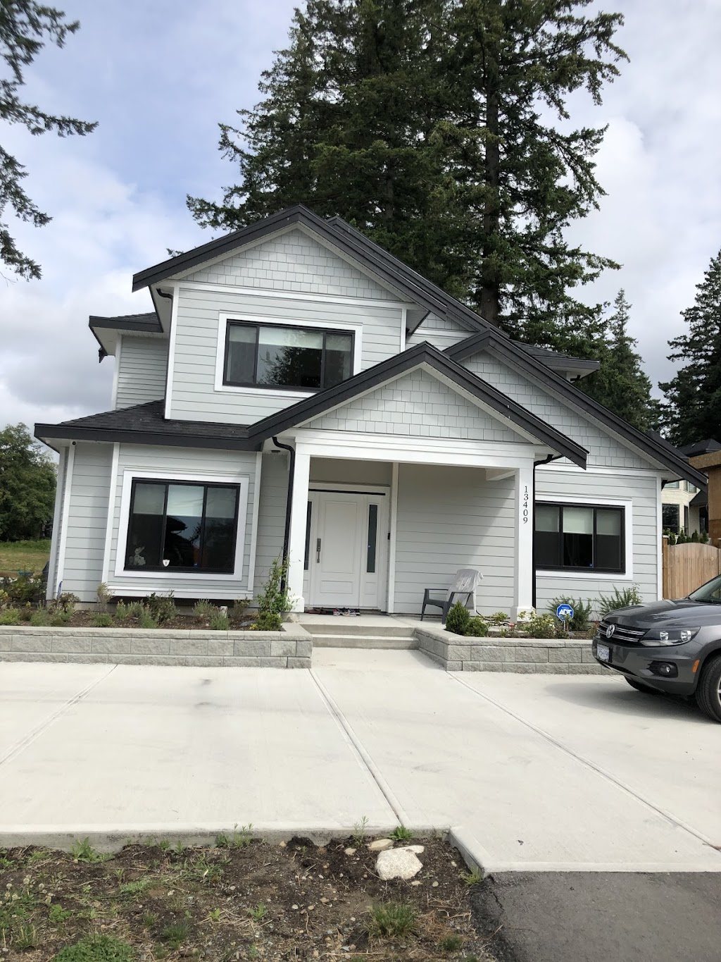 Deep Exterior Solution Ltd. | 12709 96A Ave, Surrey, BC V3V 2B3, Canada | Phone: (778) 700-0397