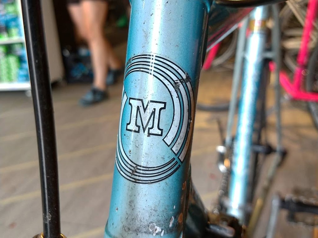 Flat Fix Bike Shop | 2496 Victoria Dr, Vancouver, BC V5N 4L3, Canada | Phone: (604) 312-6408