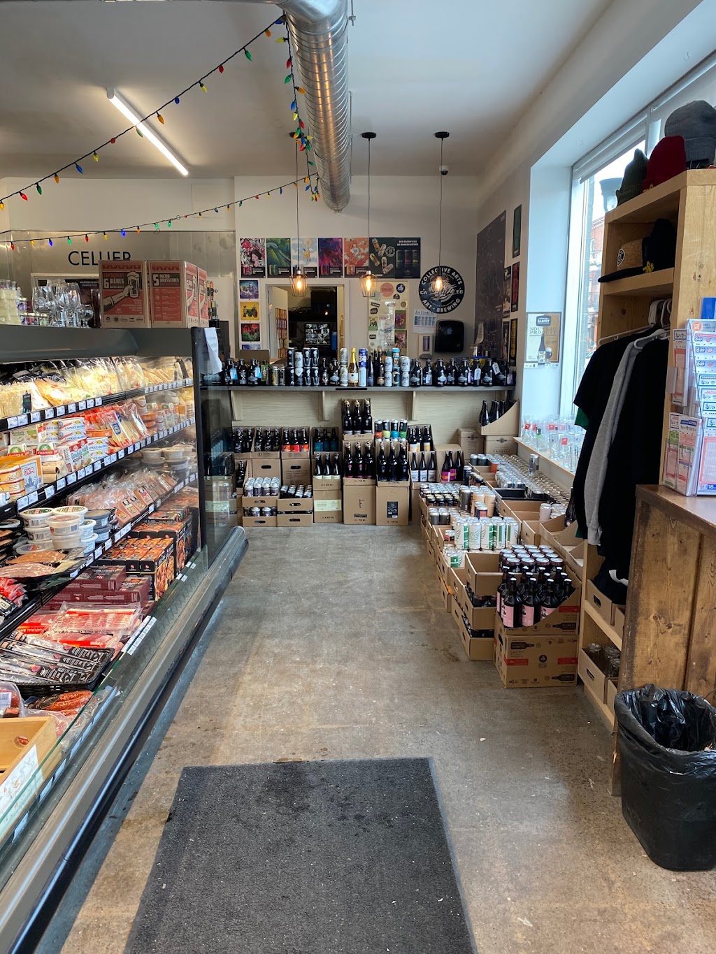 Peluso Beaubien : Bières Micro-Brasserie | 251 Rue Beaubien E, Montréal, QC H2S 1R7, Canada | Phone: (514) 379-1343