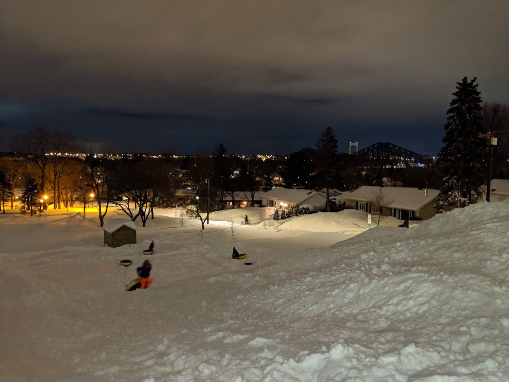 Parc St-Isabelle (Terrain de soccer) | 3000 Rue de la Matapédia, Québec, QC G1W 1Y1, Canada