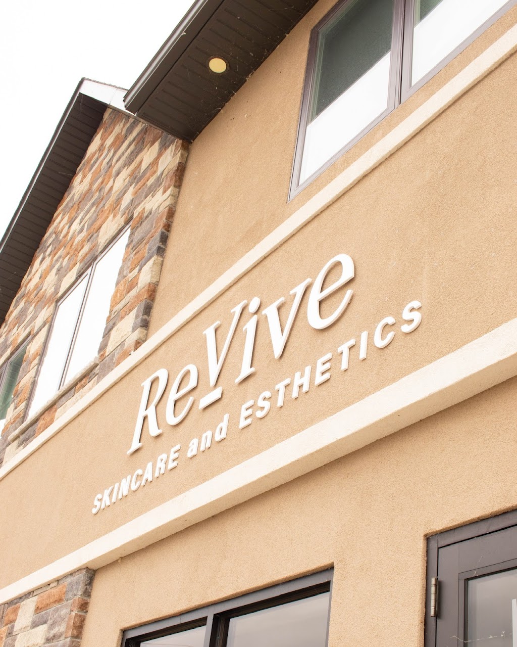Revive Facial Rejuvenation and Foot Care | 53 Arthur St W, Thornbury, ON N0H 2P0, Canada | Phone: (705) 351-4546