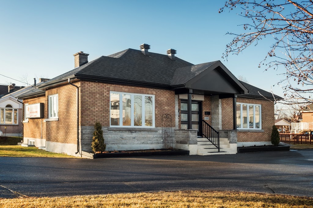 Assurancia Leduc Decelles Dubuc | 45 Rue Victoria E, Salaberry-de-Valleyfield, QC J6T 2L4, Canada | Phone: (450) 377-2576