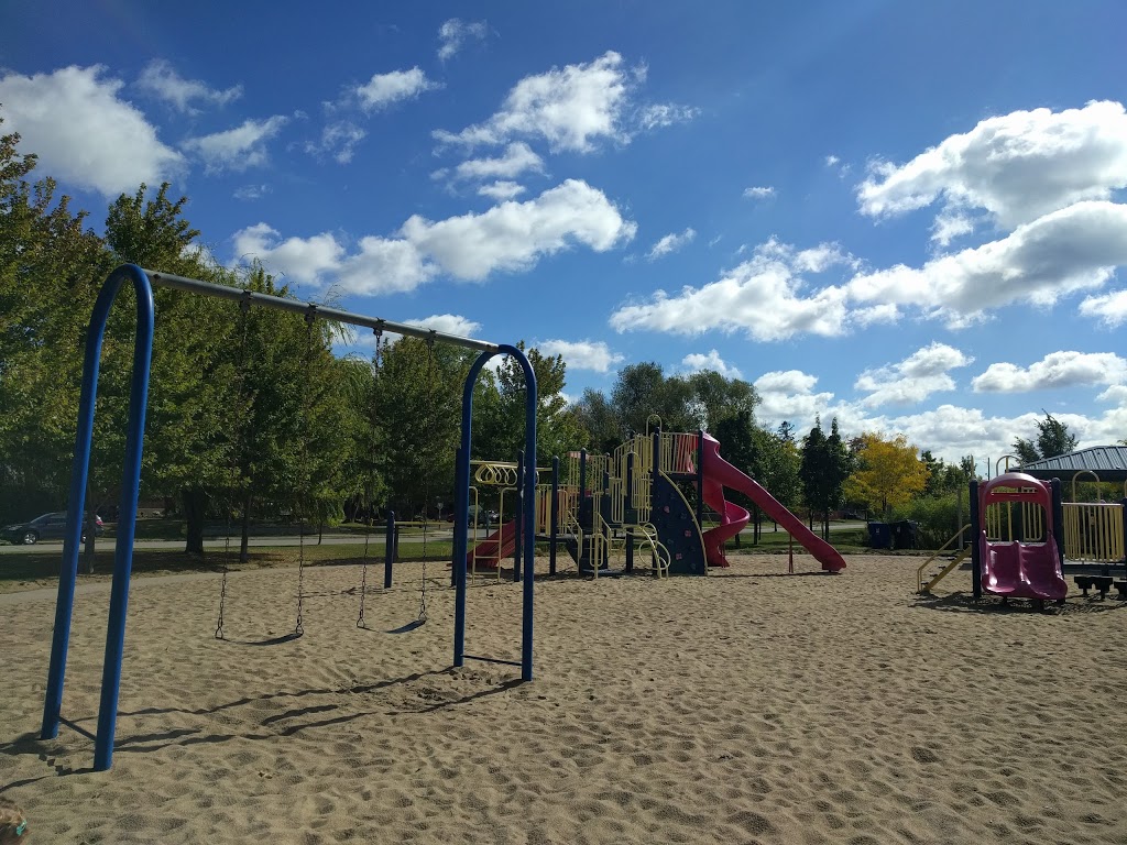 Banting Park | 40 Banting Ave, Toronto, ON M3H 2M5, Canada