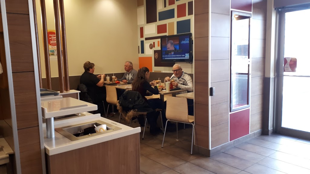McDonalds | 1323 Rue dActon, Acton Vale, QC J0H 1A0, Canada | Phone: (450) 546-7988