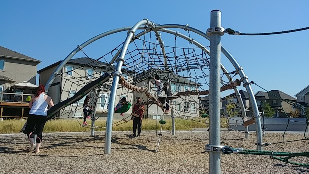 Kaur Umber Park | Inkster Garden Dr, Winnipeg, MB R2R 1W4, Canada